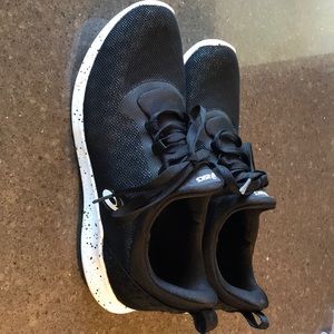 Asics Shoes - ASICS Gel-Fit Sana 4 Women's Running Shoe Asics Shoes - ASICS Gel-Fit Sana 4 Women's Running Shoe